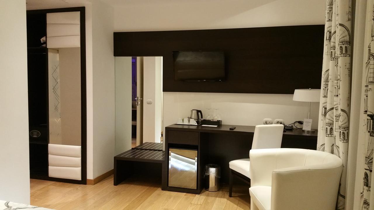 At Forty-one Hotel Rom